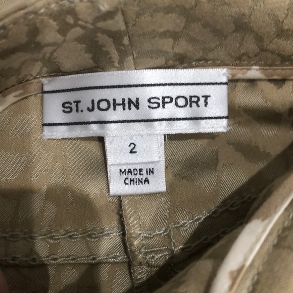 St John Beige Suit - Picture 4 of 4